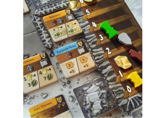 Игровые компоненты настольной игры Каверна: Пещера на пещеру (Caverna: Cave vs Cave) (англ.)