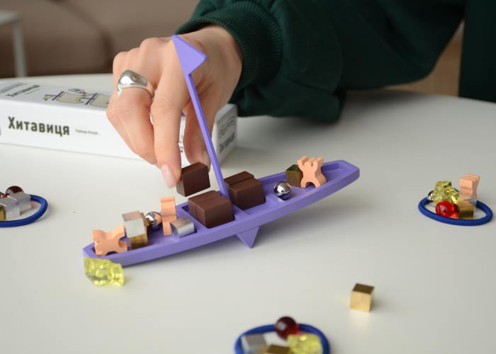 Игровой процесс настольной игры Качалка (укр.)